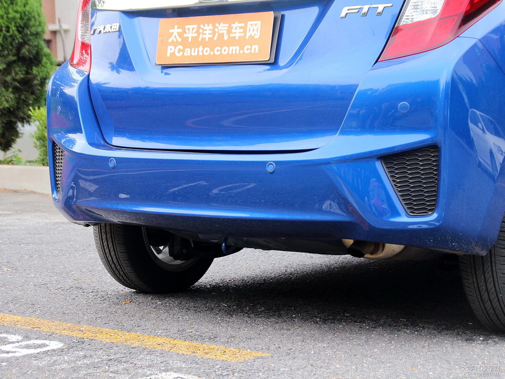 海洋藍(lán)飛度車尾外觀圖片