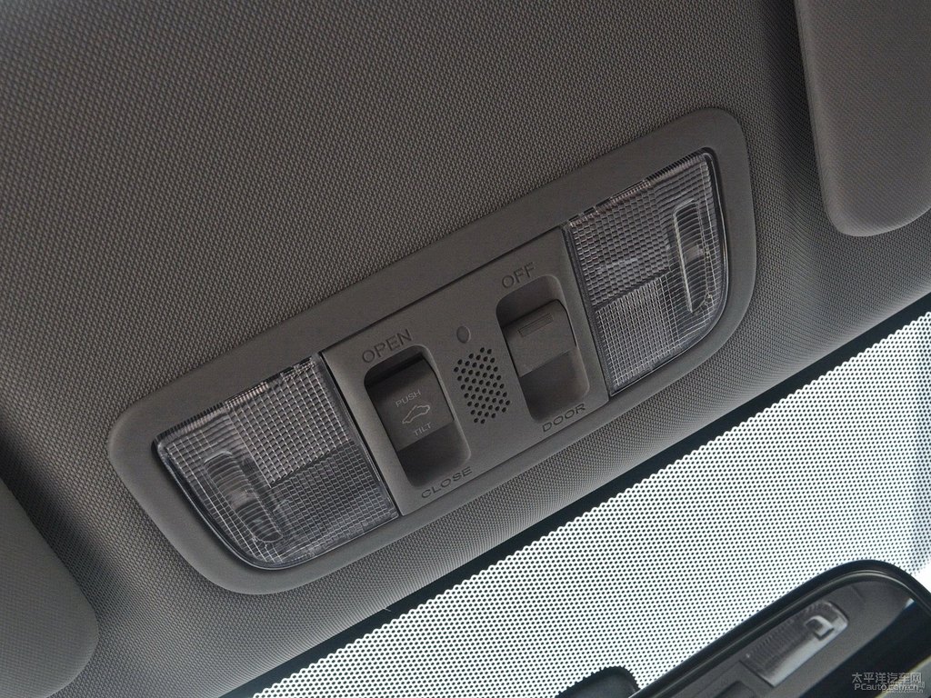 塔夫綢白思域車廂內(nèi)飾圖片