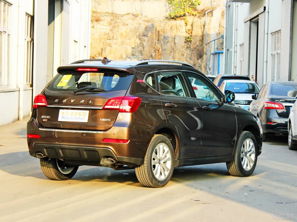 睿智棕哈弗H2整車外觀外觀圖片