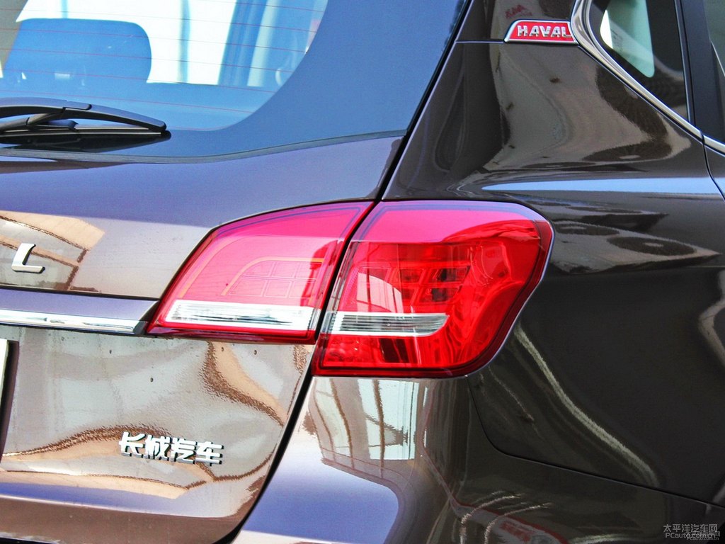 睿智棕哈弗H2車(chē)尾外觀圖片