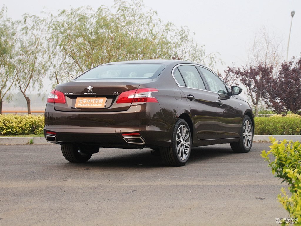 松木棕標(biāo)致408整車(chē)外觀外觀圖片