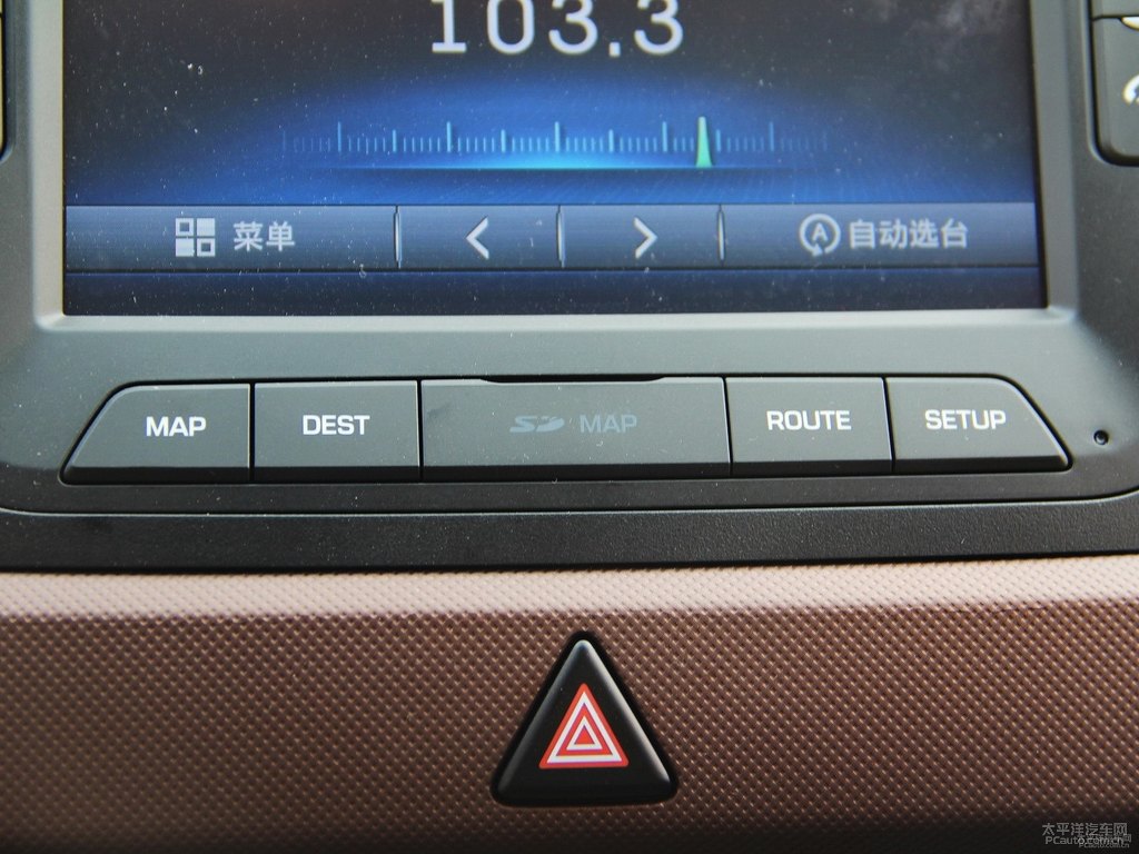 活力橙北京現(xiàn)代ix25中控內(nèi)飾圖片