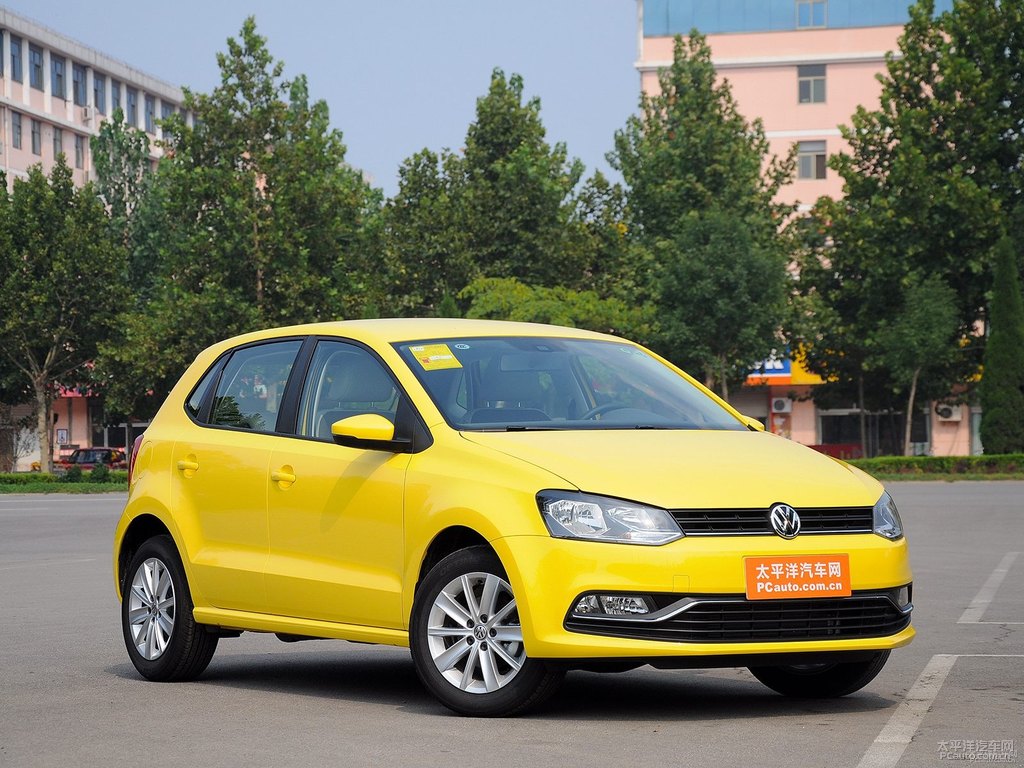 星耀黃大眾Polo整車外觀外觀圖片