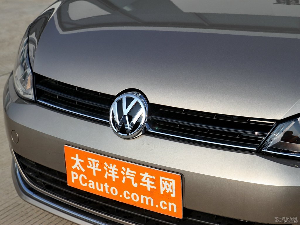 塔希提金高爾夫車頭外觀圖片