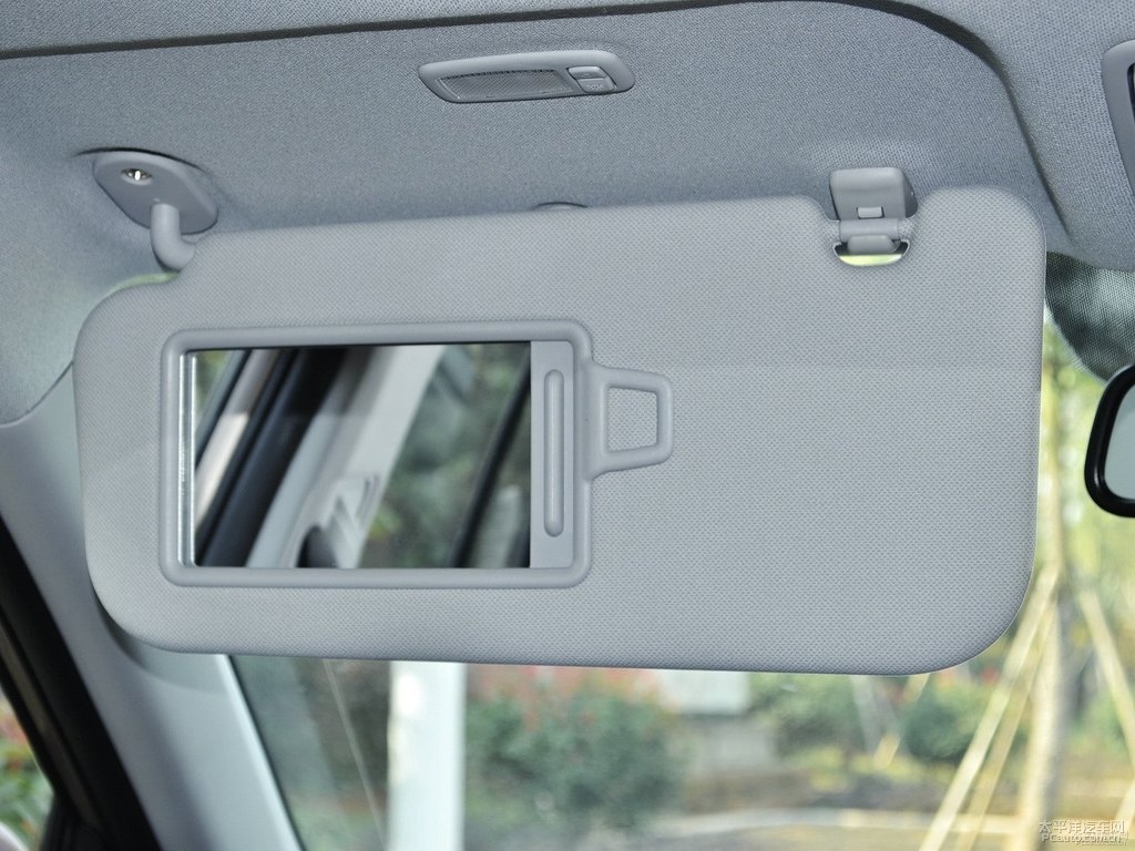 流沙金北京現(xiàn)代ix25車(chē)廂內(nèi)飾圖片
