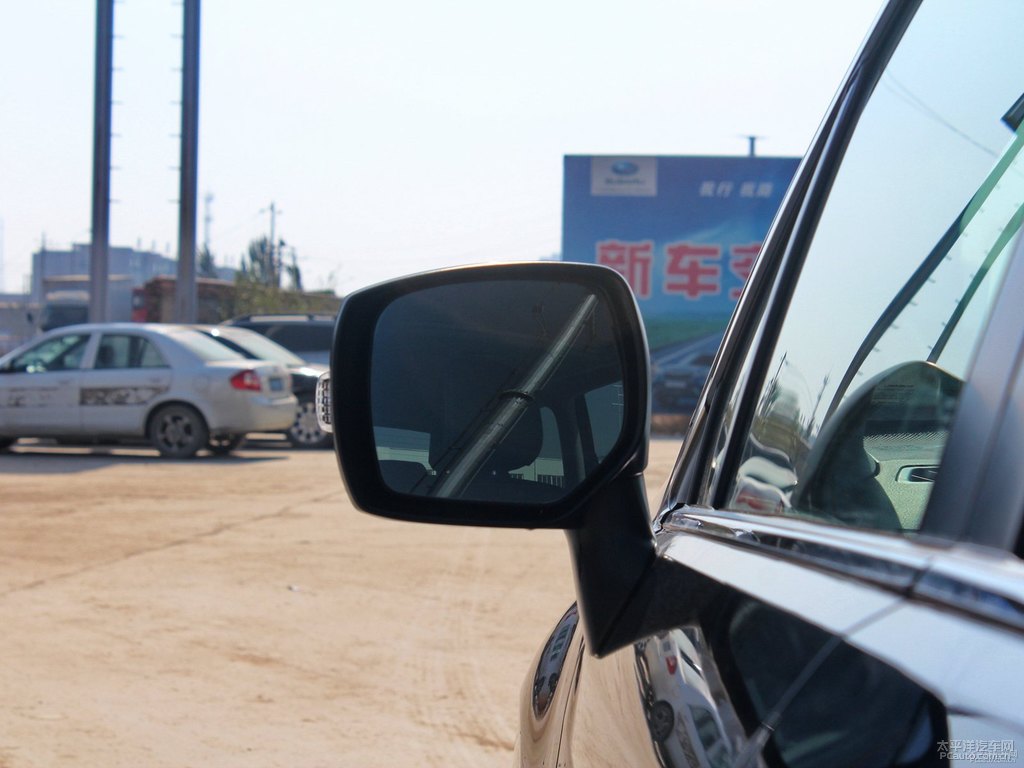 珠光寶石黑森林人車身外觀圖片