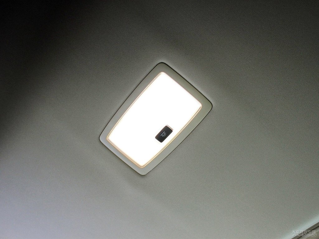 超音速石英白雷克薩斯NX車廂內(nèi)飾圖片
