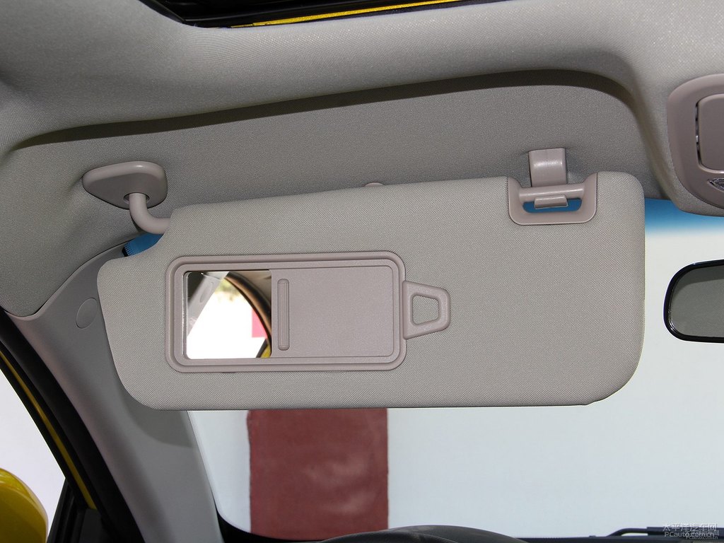 新帝豪車廂內(nèi)飾圖片