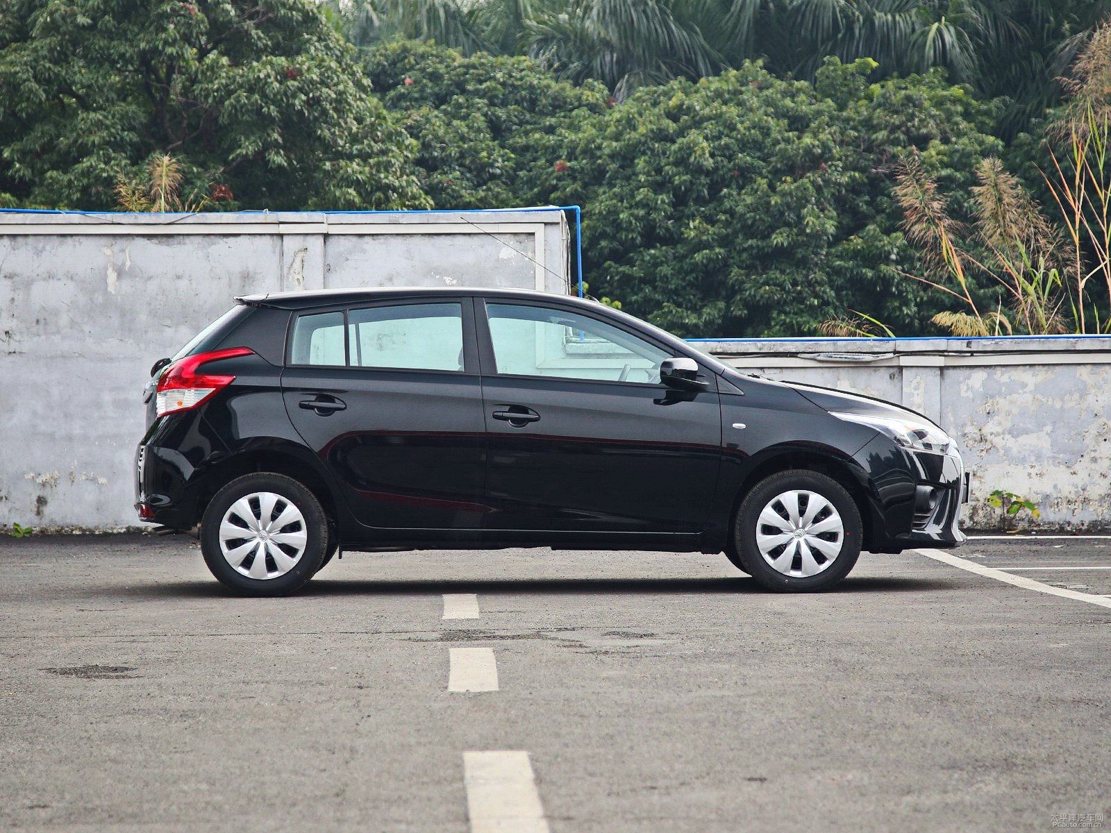 YARiS L 致炫外觀高清大圖