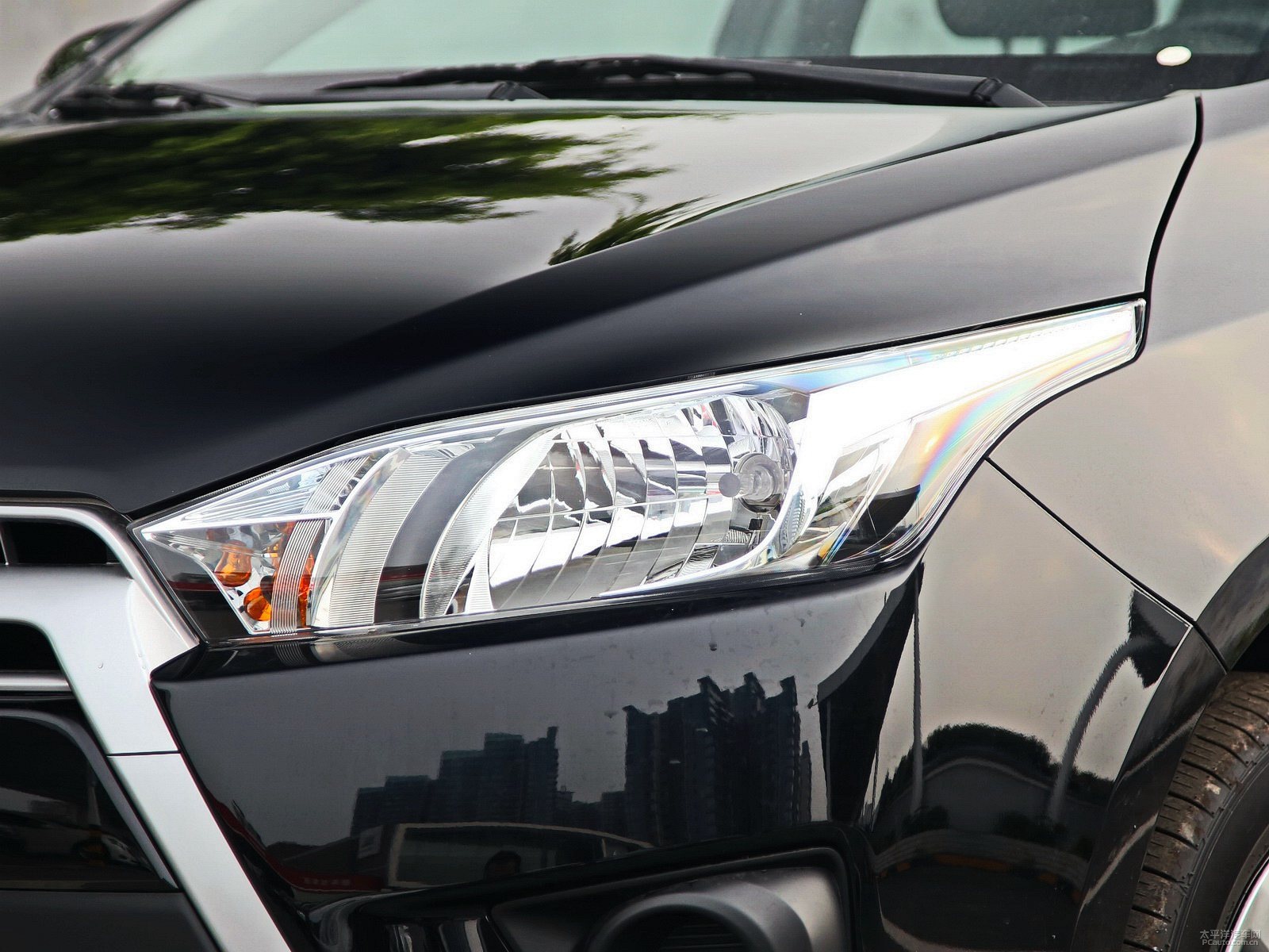YARiS L 致炫外觀高清大圖