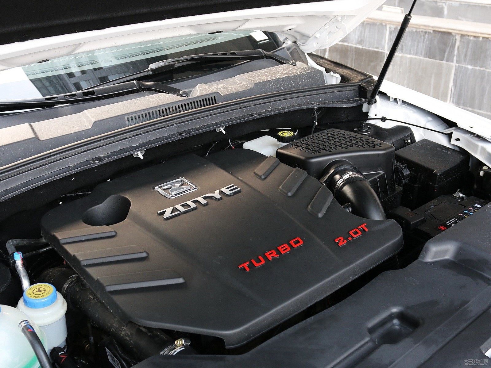 眾泰T600細節(jié)高清大圖