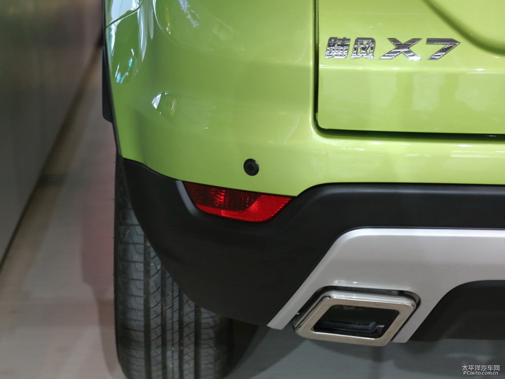 釣島綠陸風(fēng)X7車尾外觀圖片