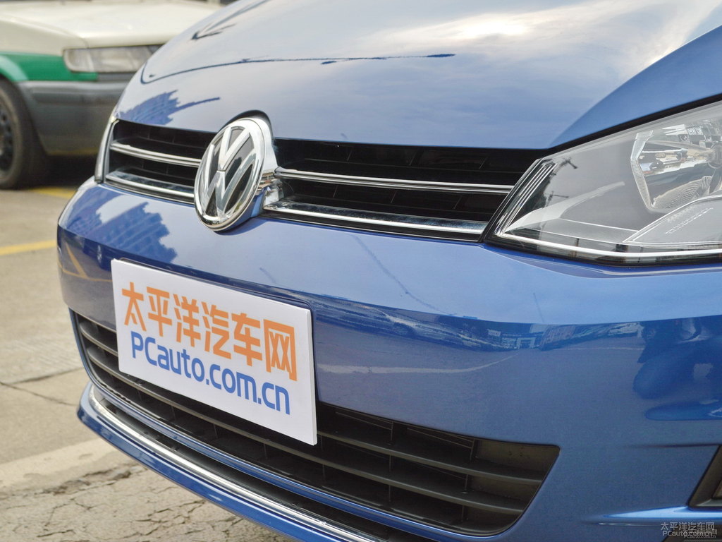 珊瑚藍(lán)高爾夫車(chē)頭外觀圖片