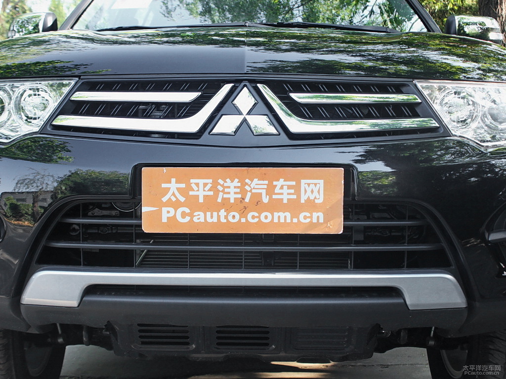 帕杰羅勁暢外觀高清大圖