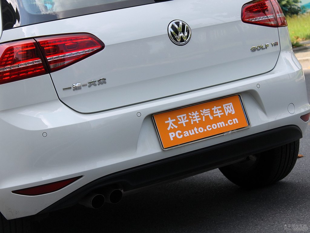 極地白高爾夫車尾外觀圖片