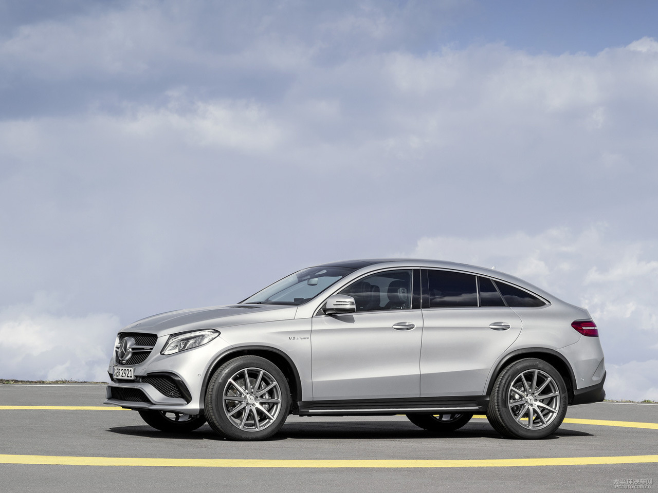 GLE 轎跑SUV AMG外觀高清大圖
