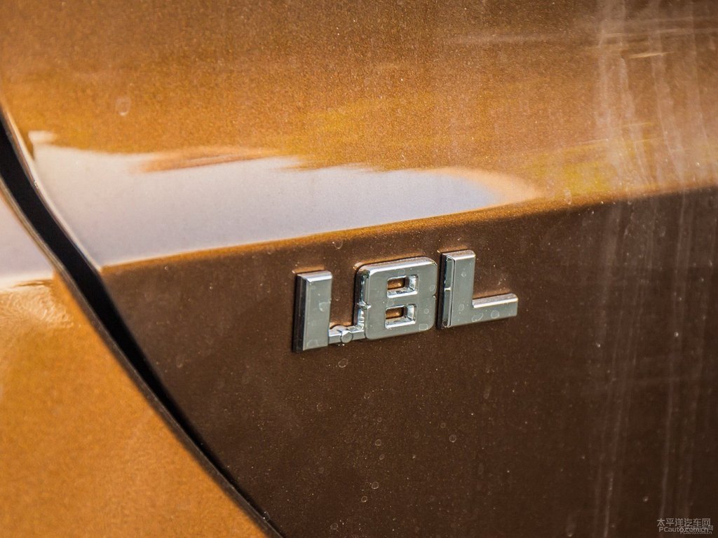 大地棕寶駿730車(chē)尾外觀圖片