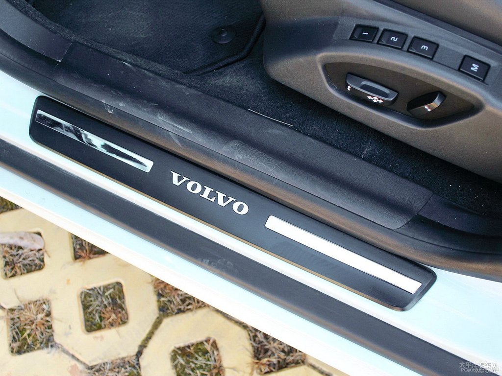 ѩ֠XC60܇(ni)DƬ