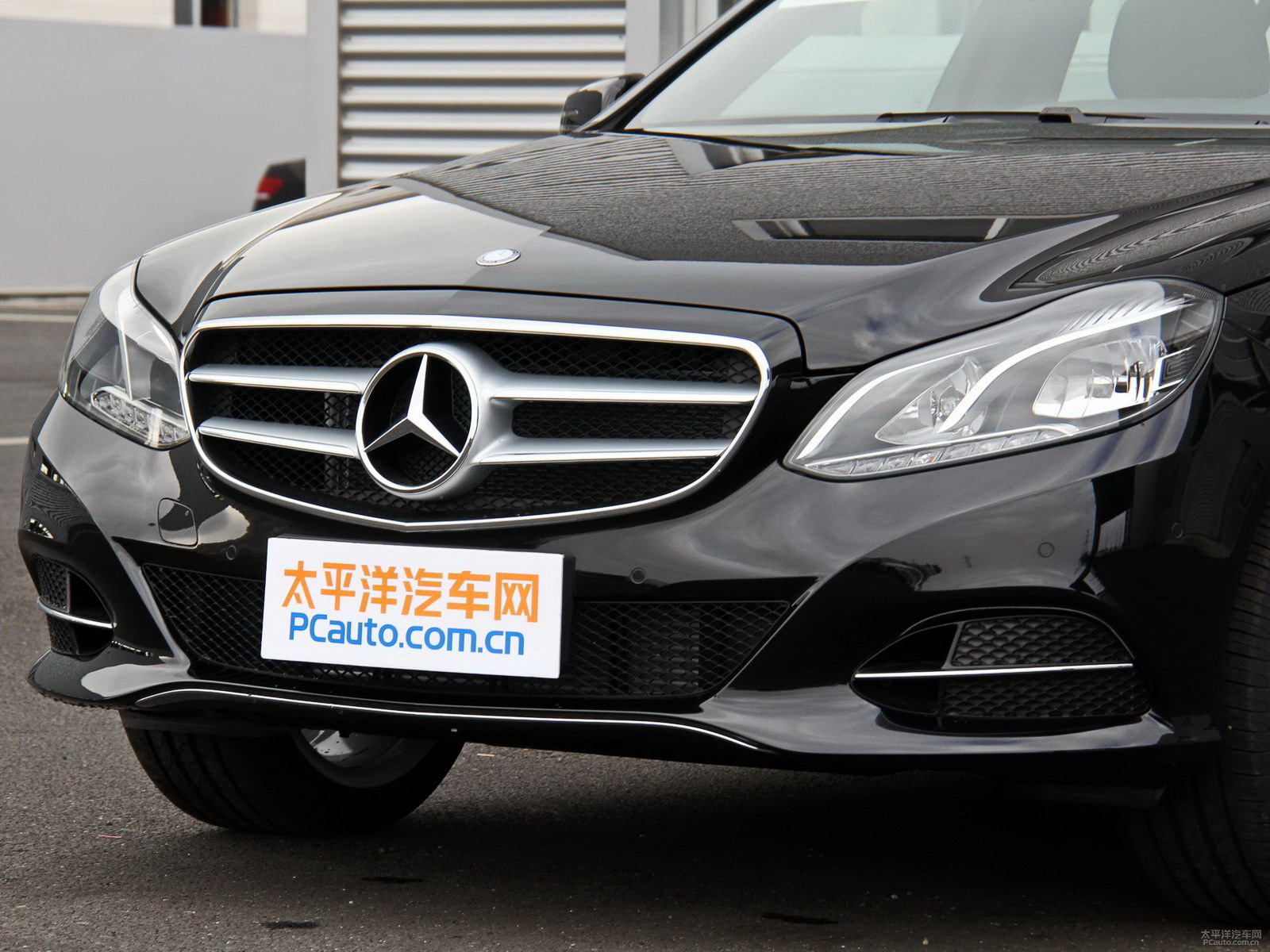 奔馳E級外觀高清大圖