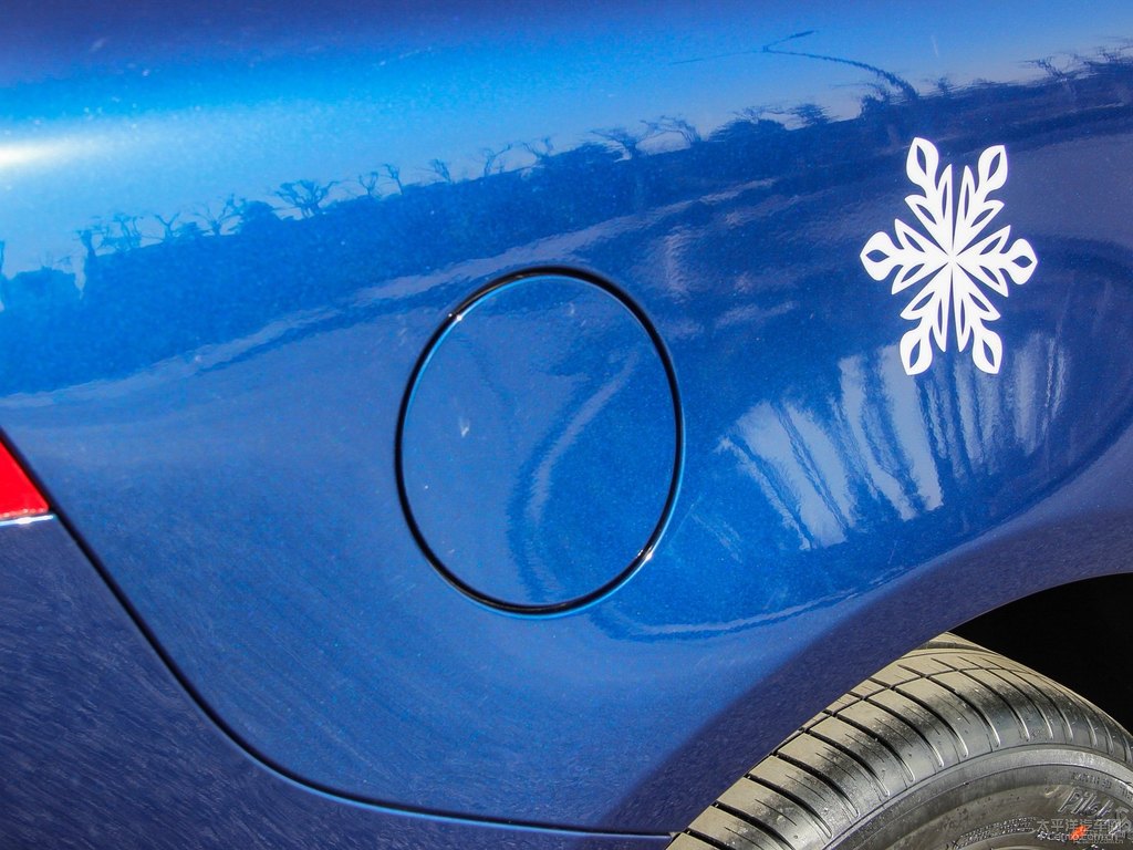 海洋藍沃爾沃XC60車身外觀圖片