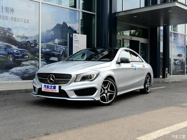 奔馳cla45 amg 白黑 59.8萬鉅惠2.3萬