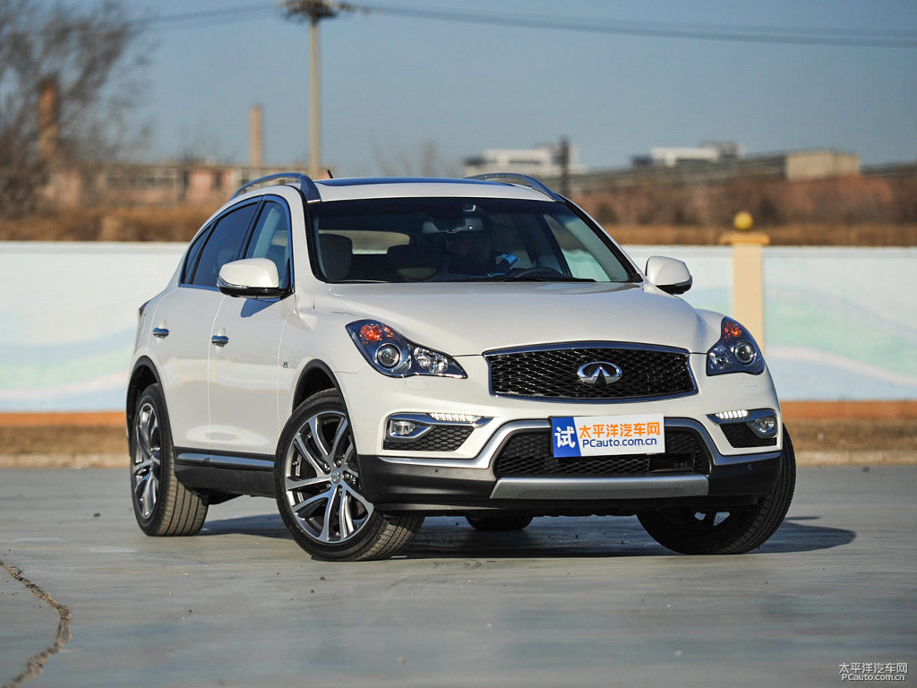 瑩貝白英菲尼迪QX50整車外觀外觀圖片