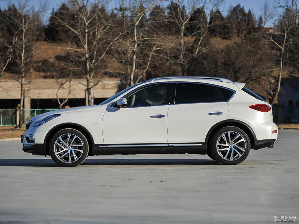 瑩貝白英菲尼迪QX50整車外觀外觀圖片