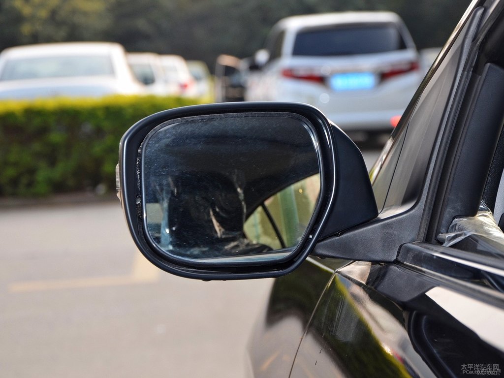 奧夫特黑凌派車身外觀圖片