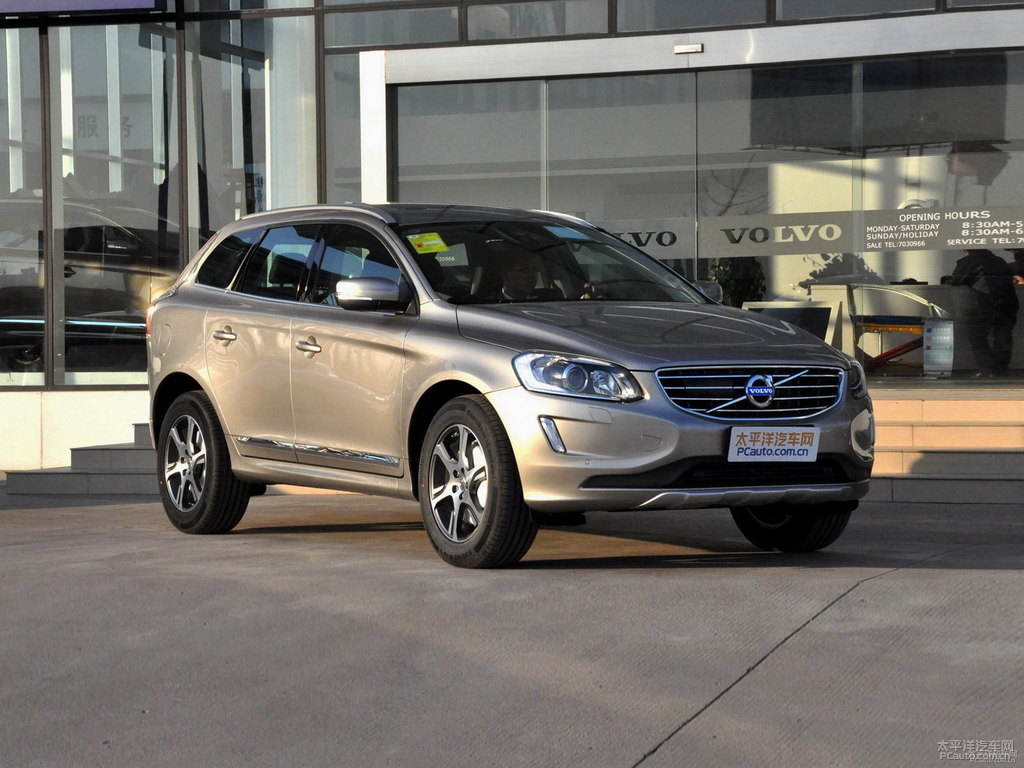 海貝灰沃爾沃XC60整車外觀外觀圖片