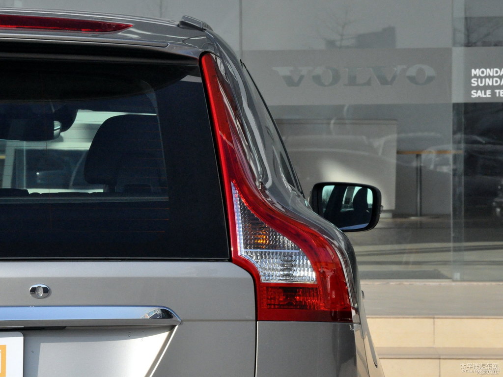 海貝灰沃爾沃XC60車尾外觀圖片