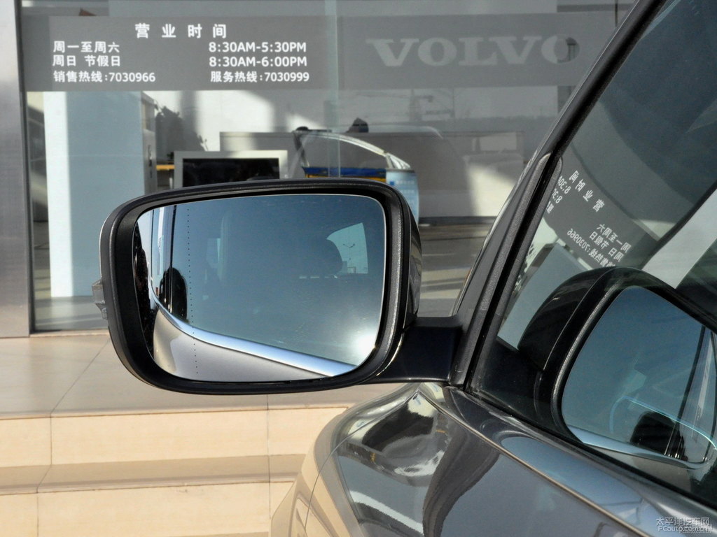 海貝灰沃爾沃XC60車身外觀圖片