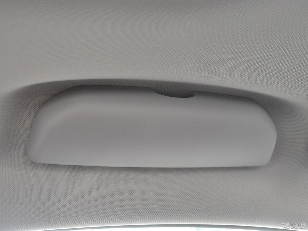 海貝灰沃爾沃XC60儲物空間空間圖片