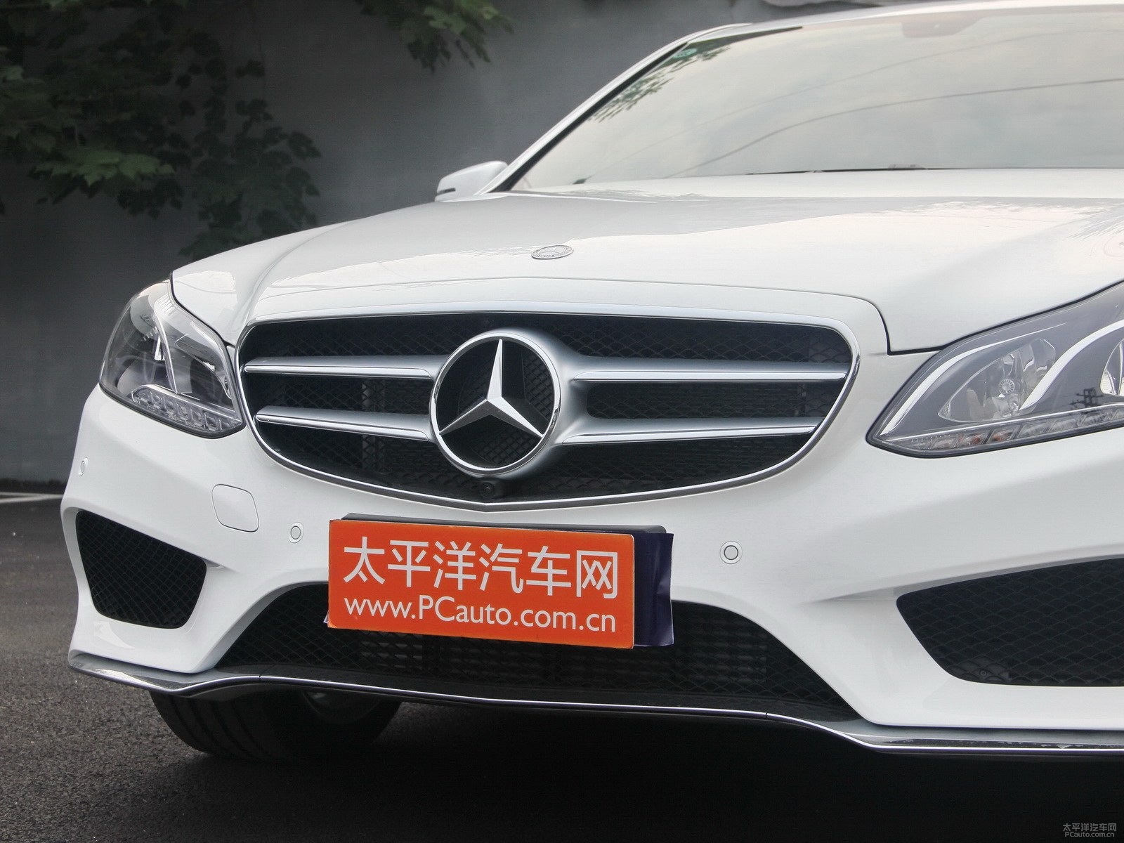 奔馳E級外觀高清大圖