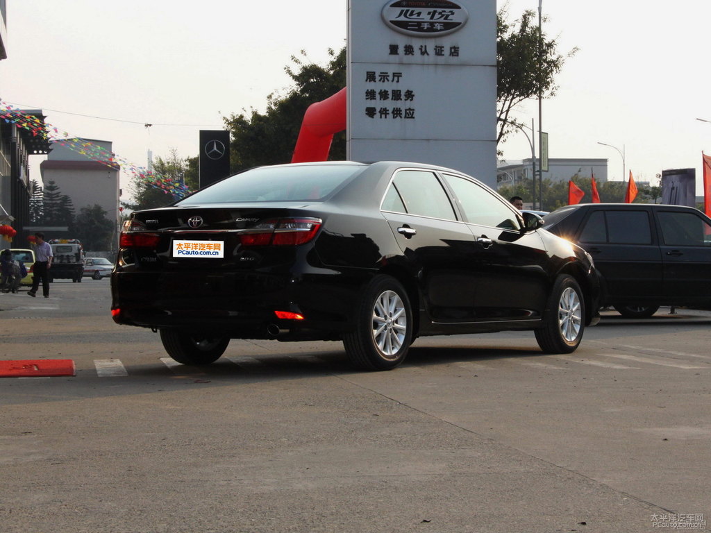 炫晶黑凱美瑞整車外觀外觀圖片