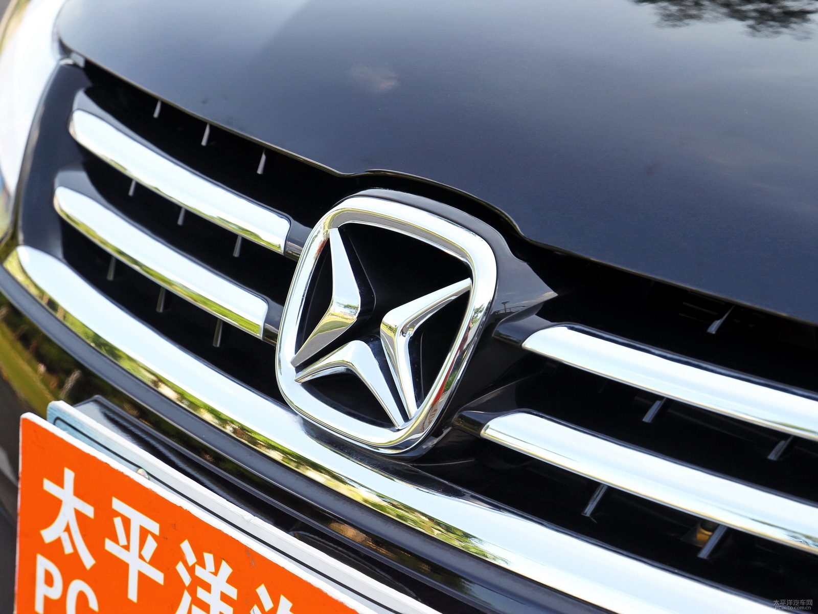 馭勝S350外觀高清大圖