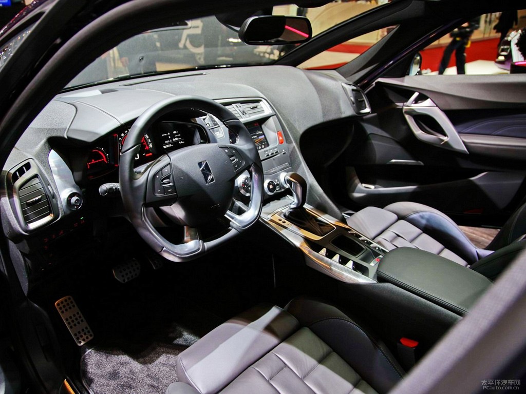 DS 5(進口)內(nèi)飾高清大圖