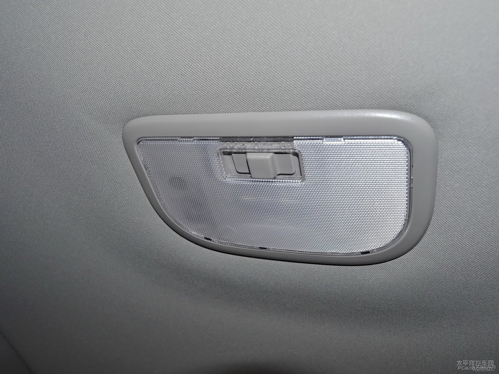 琥珀金新帝豪車廂內(nèi)飾圖片