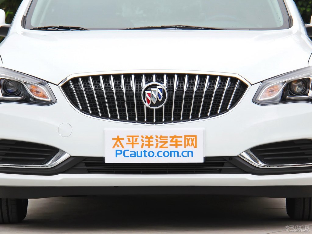 雪域白英朗車頭外觀圖片