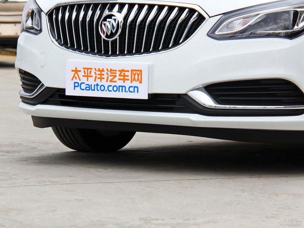 雪域白英朗車頭外觀圖片