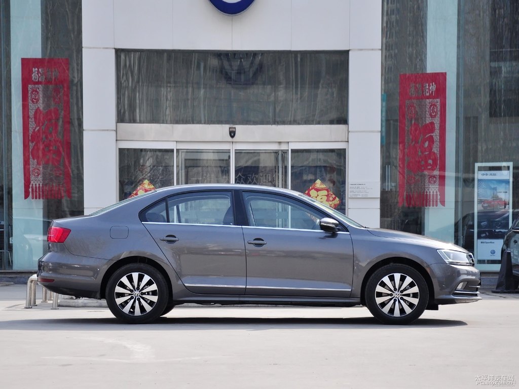波斯灰速騰整車外觀外觀圖片