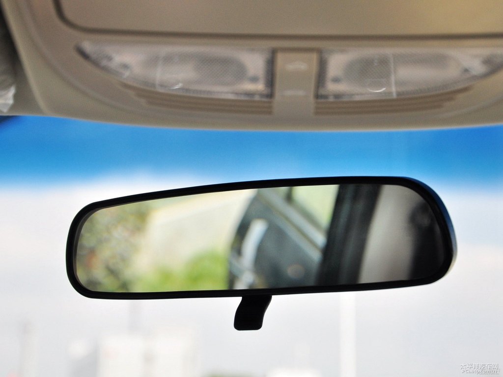 墨玉黑新帝豪車廂內(nèi)飾圖片