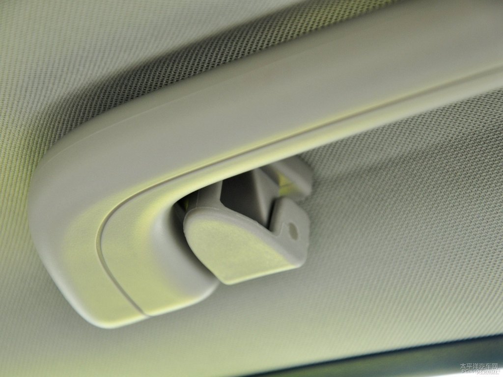 墨玉黑新帝豪車廂內(nèi)飾圖片