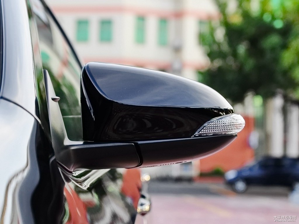 炫晶黑凱美瑞車身外觀圖片