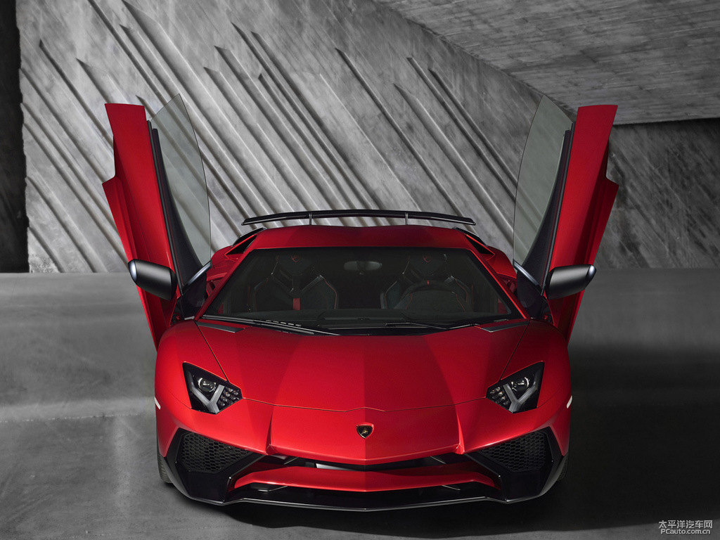 紅色Aventador整車外觀外觀圖片