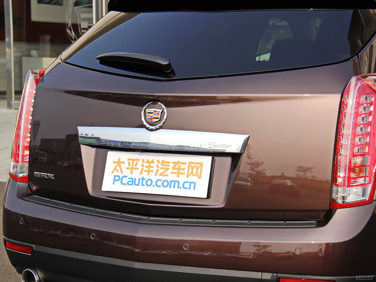 凱迪拉克SRX外觀高清大圖