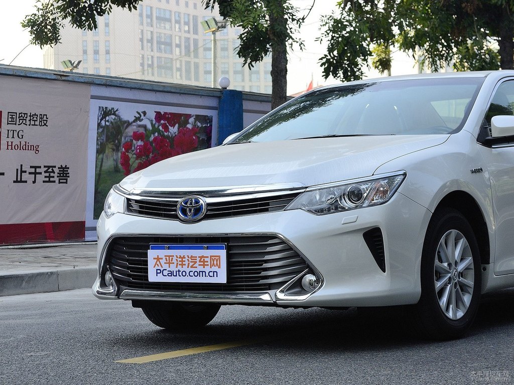 珍珠白凱美瑞車頭外觀圖片