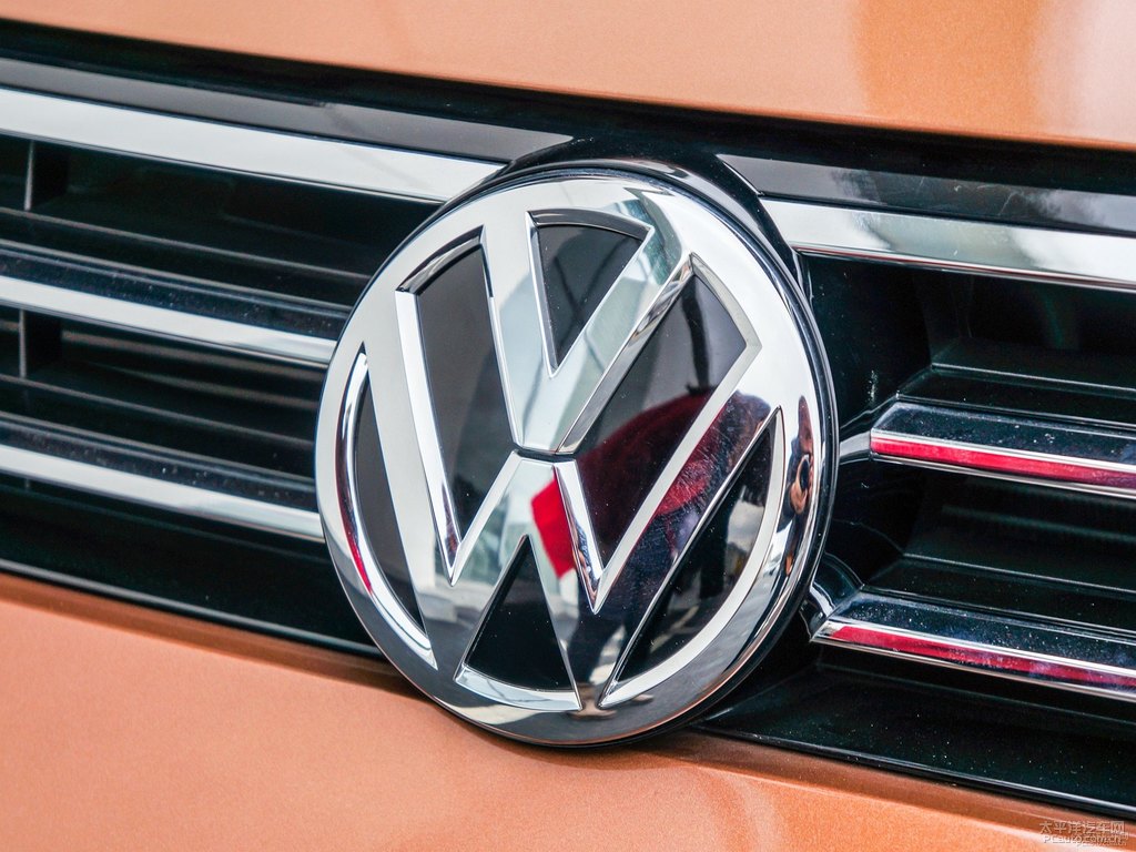 炫目金凌渡車頭外觀圖片