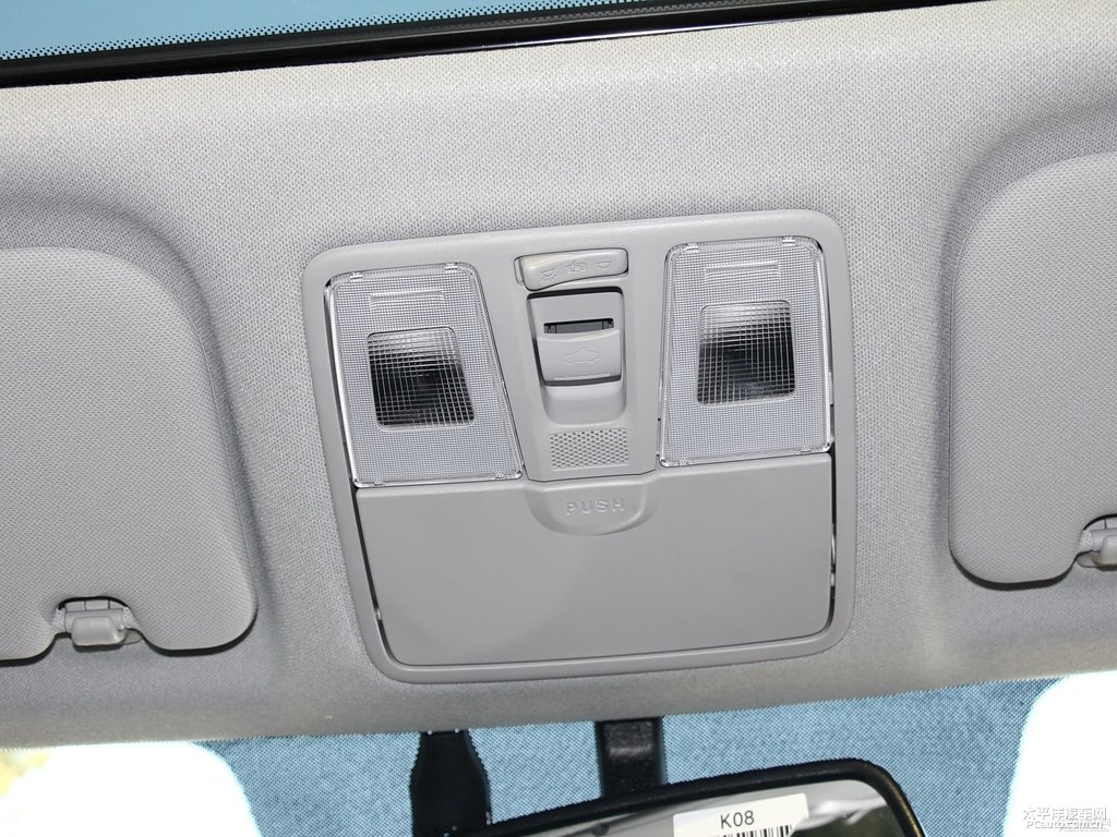 羅蘭紫北京現(xiàn)代ix25車廂內(nèi)飾圖片