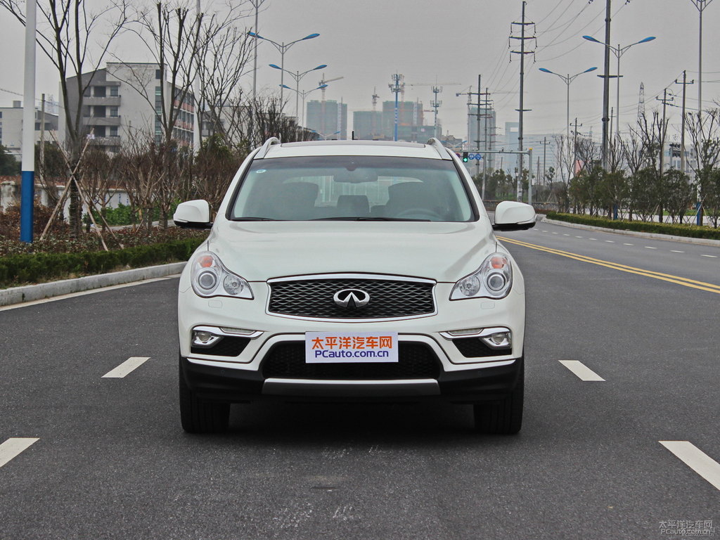 瑩貝白英菲尼迪QX50整車外觀外觀圖片