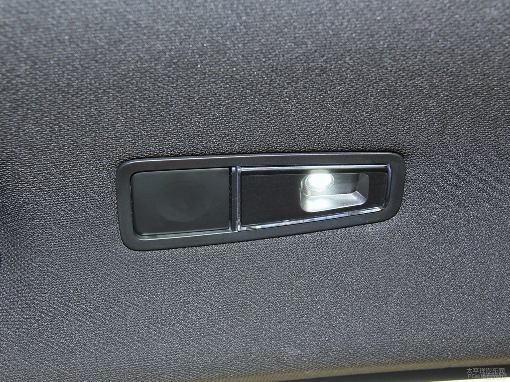 碧海藍索納塔車廂內(nèi)飾圖片